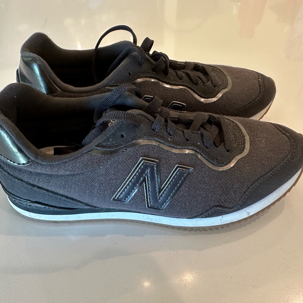 New Balance Sola Sleek